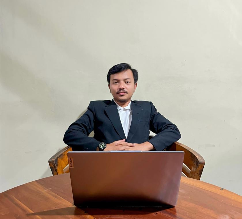 Denni Fauzi.SE -  Direktur Utama PT Mendala Khatulistiwa Energi